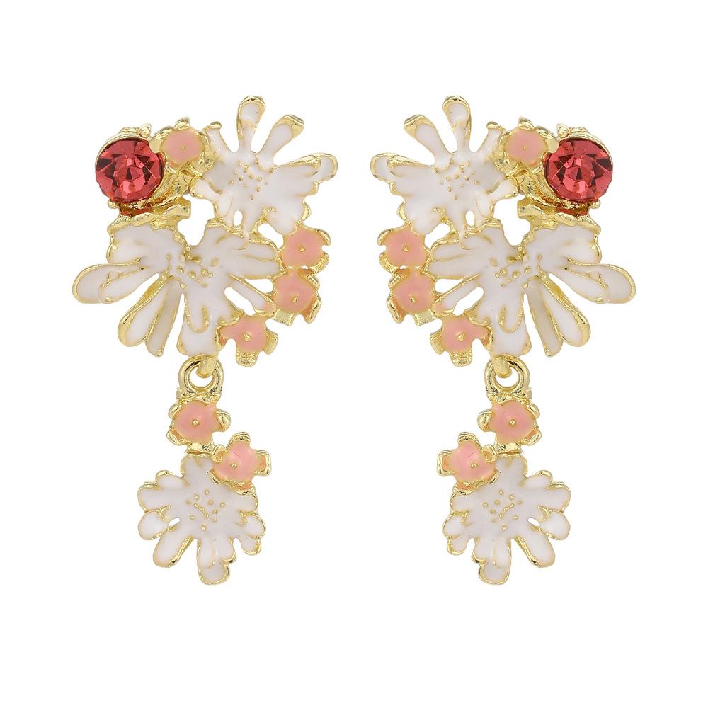 French Sweet Wind Colorful Multi-Cluster Daisy Stud Earrings Niche Design Literary Style Girl Heart Earrings