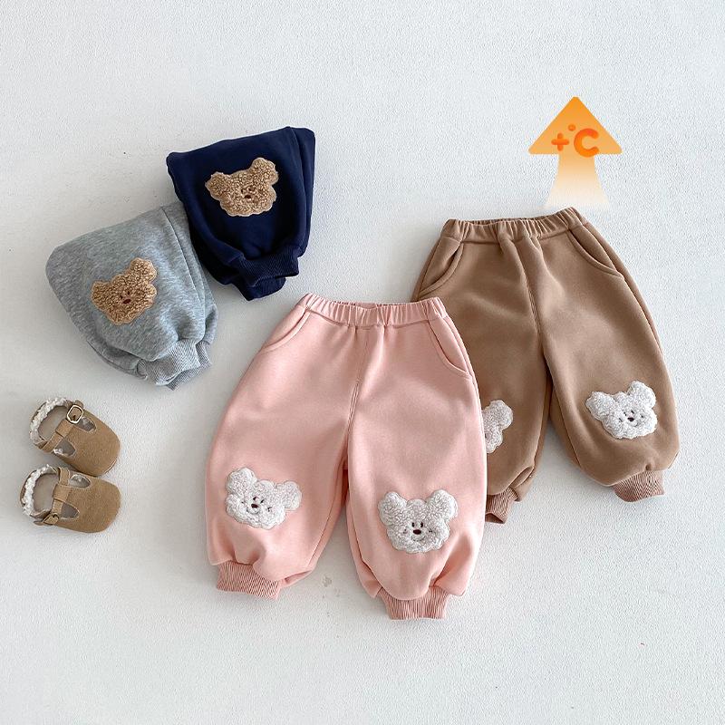 2025 Winter Boys' Korean Little Bear Patch Training Pants - Thickened, Color Blocked, Trendy Casual Pants for Kids