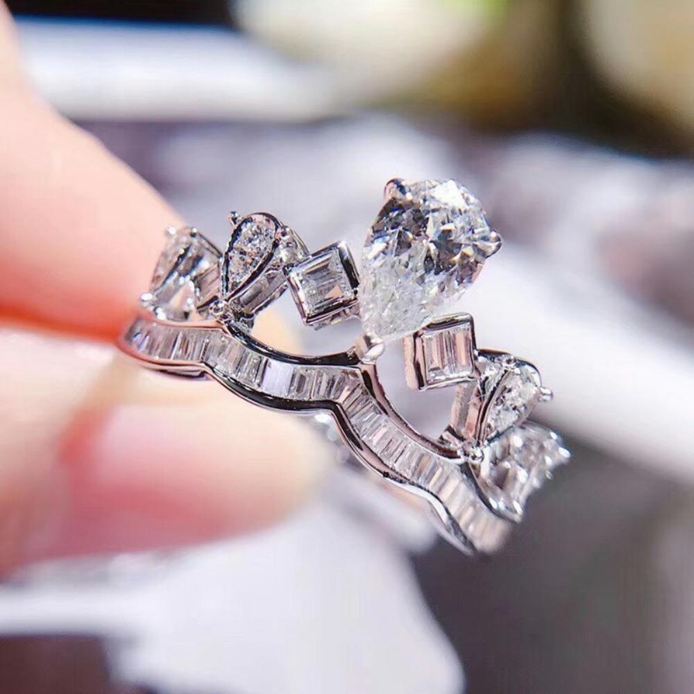 

Luxury Crown Ring for Women 1 Carat Simulated Diamond Wedding Band Princess Bridal Jewelry adjustable