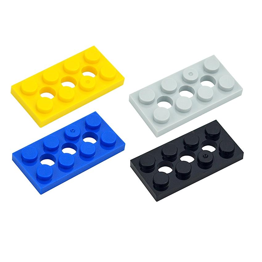 30PCS Technical Parts 3709 MOC 2x4 with 3 Holes Technology Plate Building Blocks DIY Assembles Particles Toys Gifts for Children
