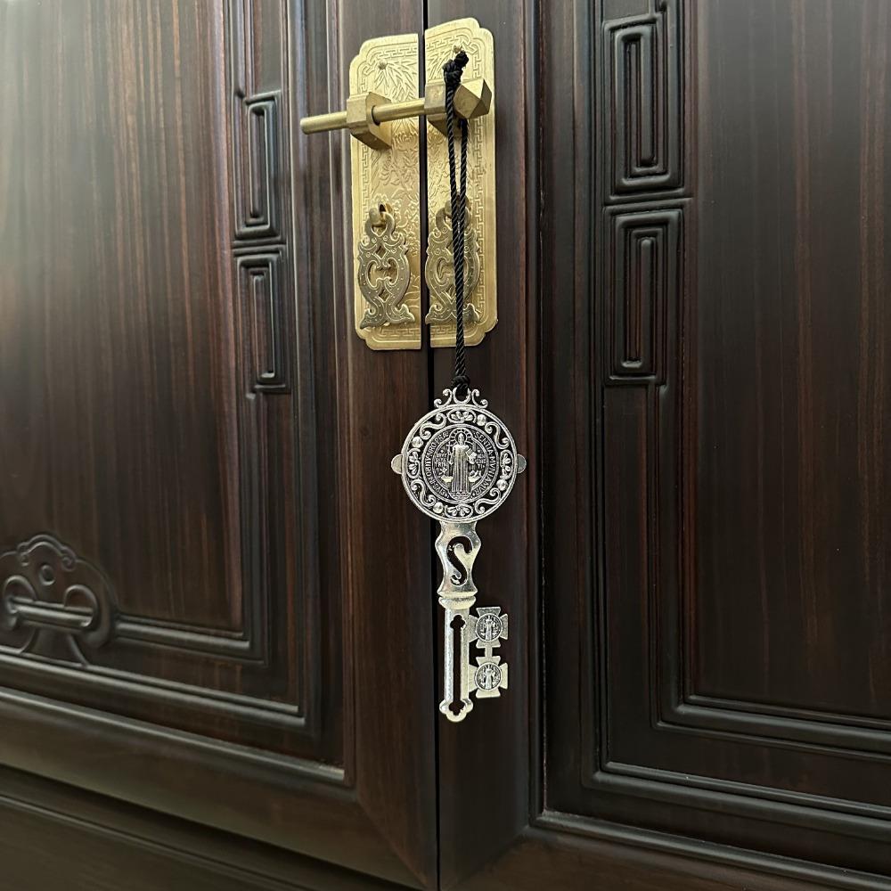 Classic Saint Benedict Key Accessories. Double-sided Enamel Holy Seal for Weddings, Homes & Easter Gifts.