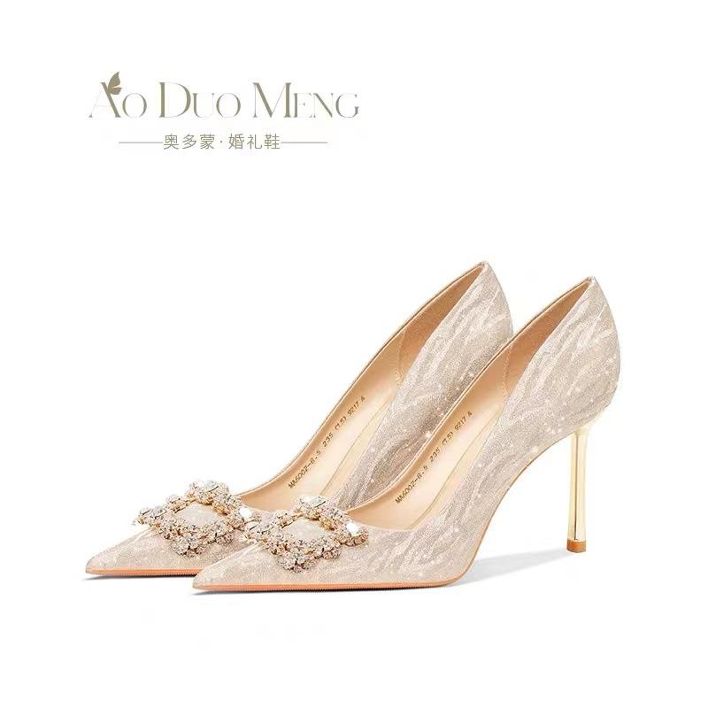 

Красивые французские свадебные туфли на высоком каблуке-шпильке, серебристые женские туфли 2024 года, летние новые туфли со стразами, туфли высокого класса, одинарные туфли 34