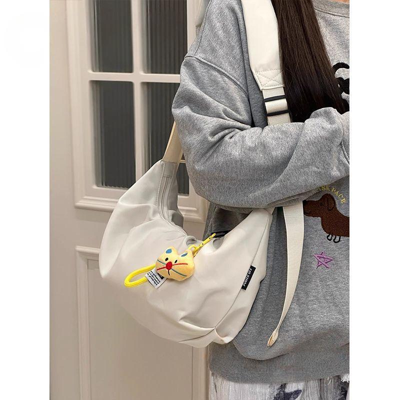 Casual Versatile Messenger Bag Light Go Out Japanese Ins Retro Dumpling Bag Female College Student Shoulder Bag