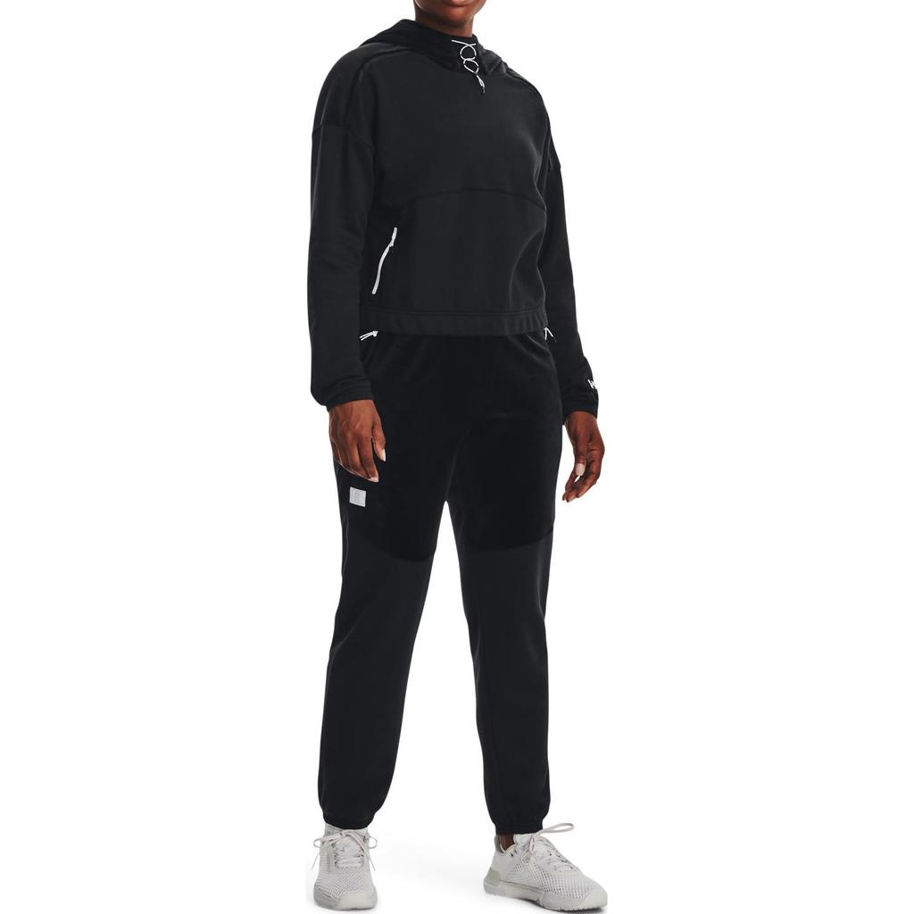 Under Armour Sweatshirts Women's Black Hooded Moderate Regular 1373975-001