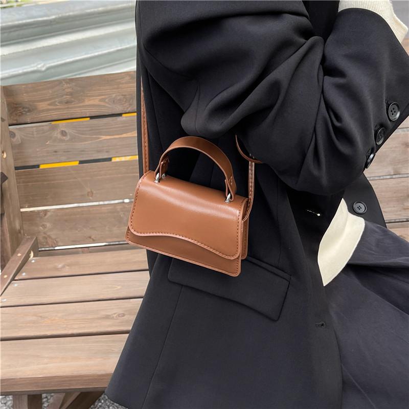 Women's bag fashion shoulder bag fresh and simple oblique span bag small square bag summer new solid color personalized handbag women