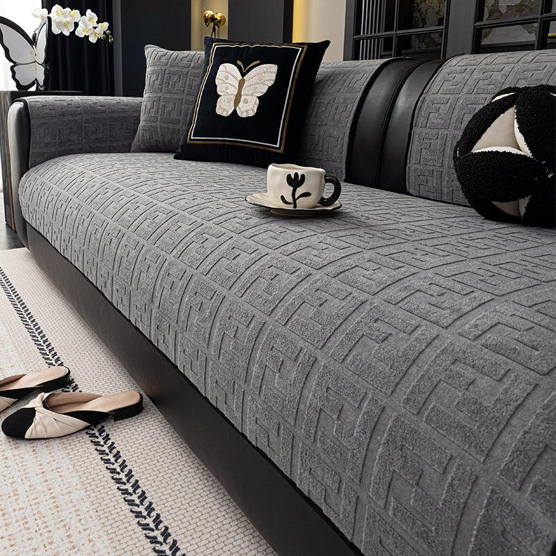 1pcs Retro Plush Couch Cushions Straight Leather Sofa Protective Pad Anti Wrinkle and Wear-resistant Machine Washable Dust-proof and Non-slip Cloth