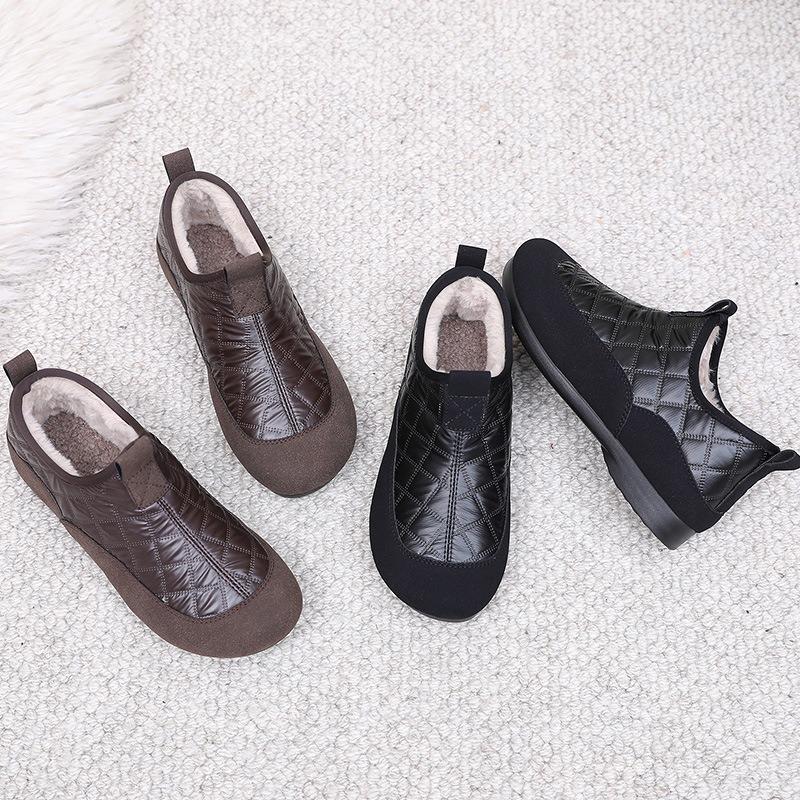 Cotton shoes women's new winter waterproof and non-slip fashion snow boots piled and thickened to keep warm, one pedal mother shoes