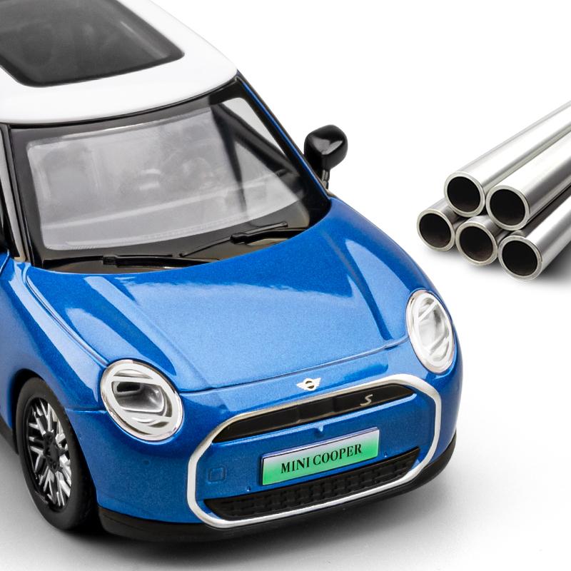 1:28 BMW Mini Cooper Electric 2024 Alloy Model Car Toy Diecasts Metal Casting Sound and Light Car Toys For Children Vehicle
