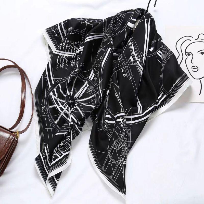 Versatile Shawl Animal Print Black And White Simple Large Square Scarf 90 * 90Cm Simulated Silk Twill Silk Women'S Silk Scarf