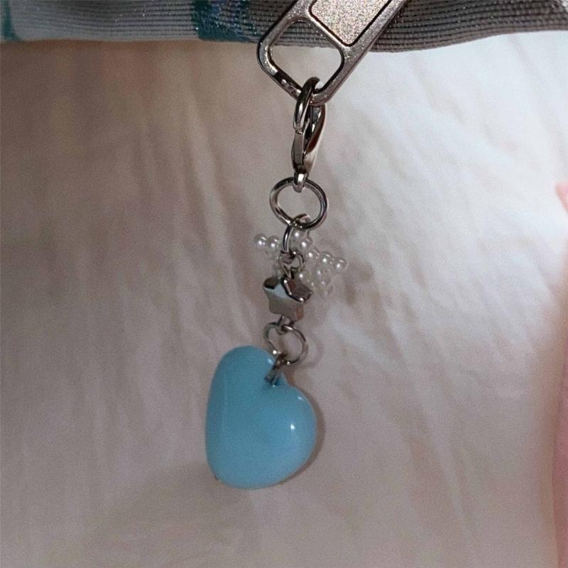 Fashion Camera Charm Bag Pendant Mobile Phone Pendant Stylish Heart Keychains Alloy Texture Unique Key Holder for Daily