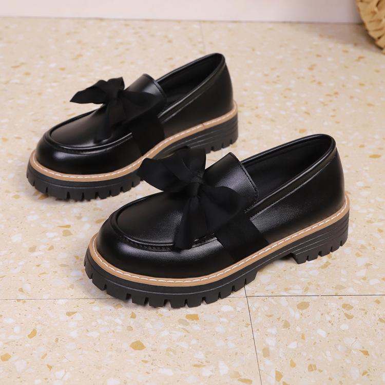 

Женские туфли Мэри Джейн с круглым носком большого размера, черным бантом, с мелким вырезом, осенние новые туфли большого размера 43 матовый черный
