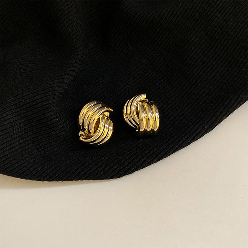 Korean Fashion Minimalist Stud Earring Circle Exaggerated Earrings For Women   Earings Brincos Fashion Jewelry
