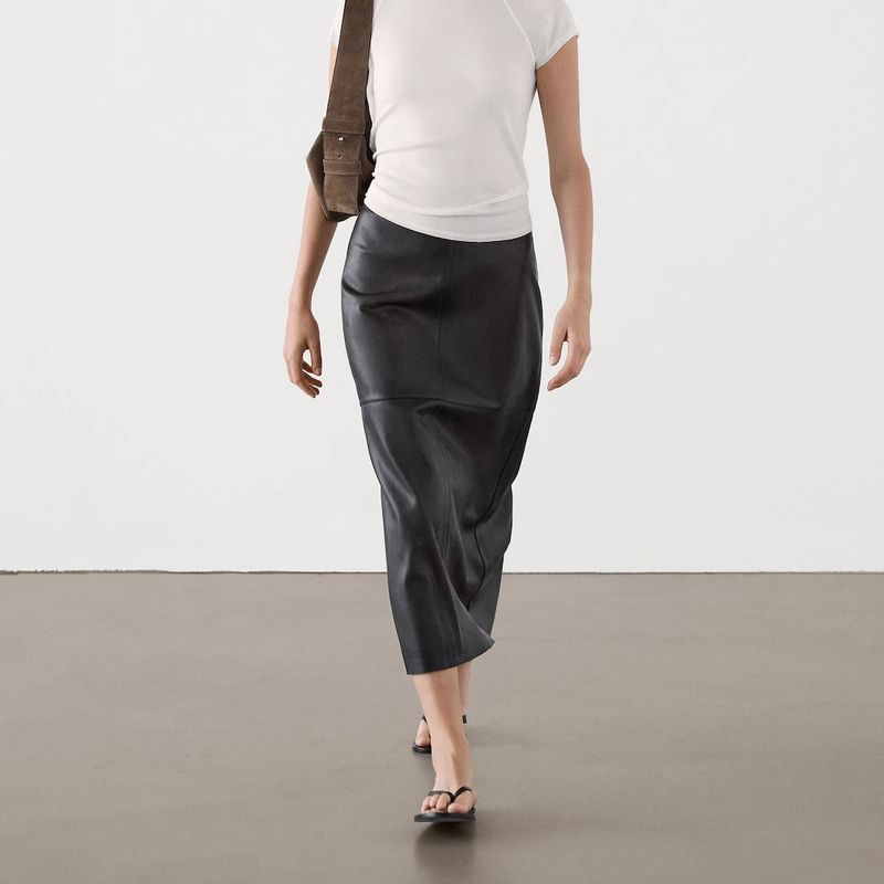 Spring New Fancy Black Stitching Poly Urethane Leather Back Slit Mid-Length Half-Length Straight Skirt 5306836