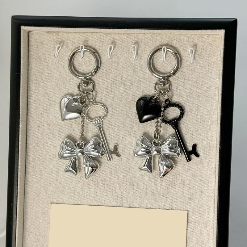 Fashion Heart Shaped Bowknot Charm Sophisticated Heart Bowknot Keyrings Charm Accessory for Modern Women's Handbags
