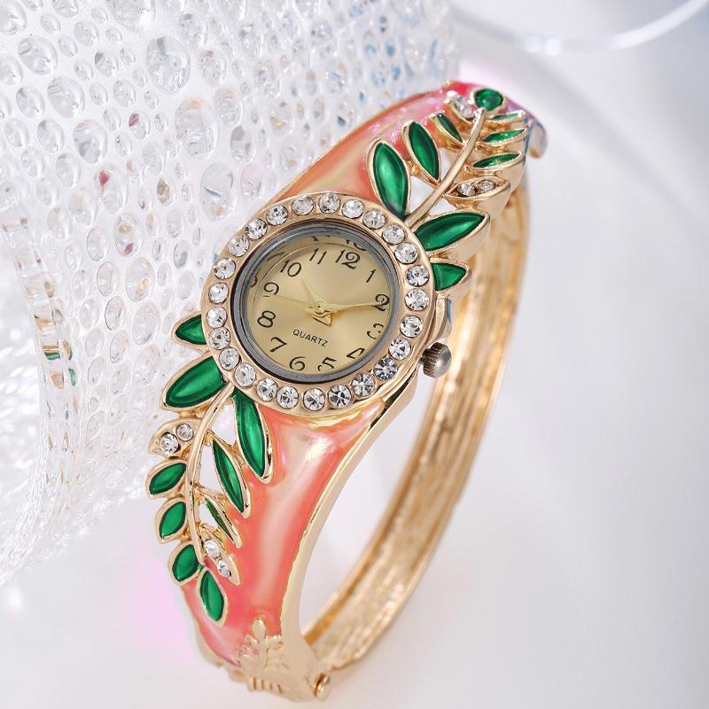 

2026 New Women s Diamond Set Quartz Watch