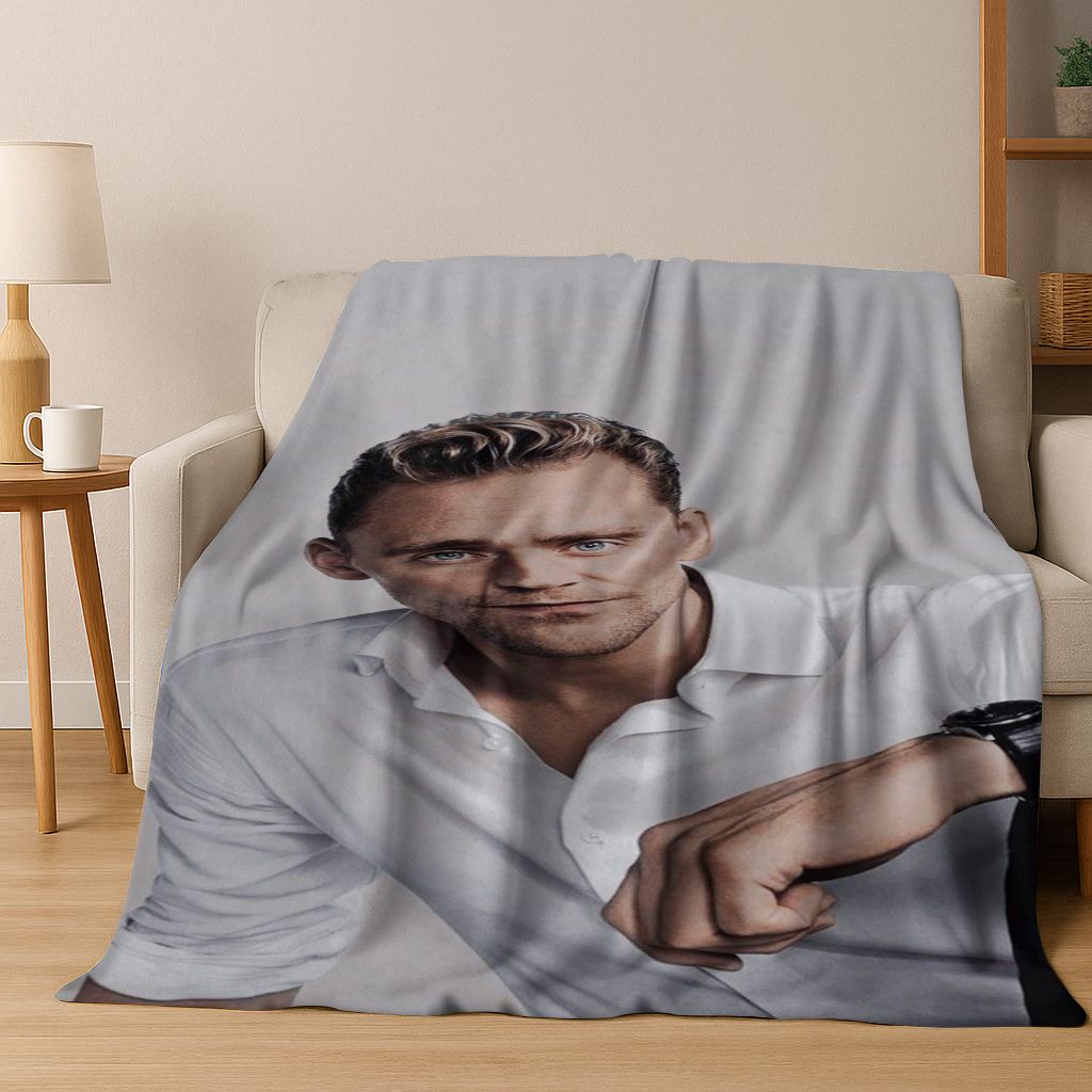 3D Tom Hiddleston Art Actor Star Flannel Blanket,Cozy Soft Throw Blanket for Home Bedroom Bed Sofa Picnic Office Cover Kids Gift