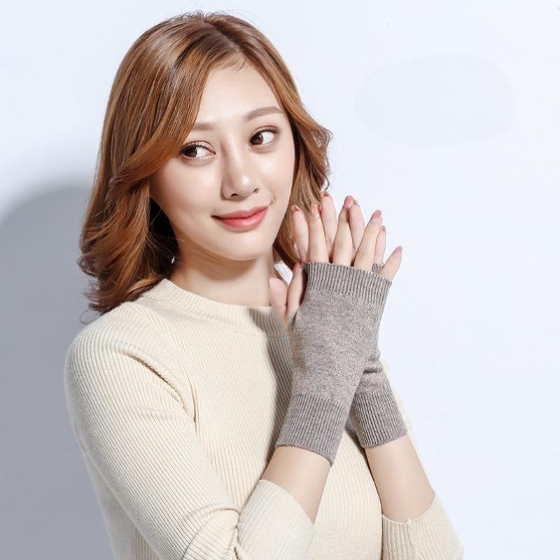 Soft And Comfortable Cashmere Women'S Half Finger Gloves - Warm Knit Wristbands Warm And Stretchy For Casual Outings