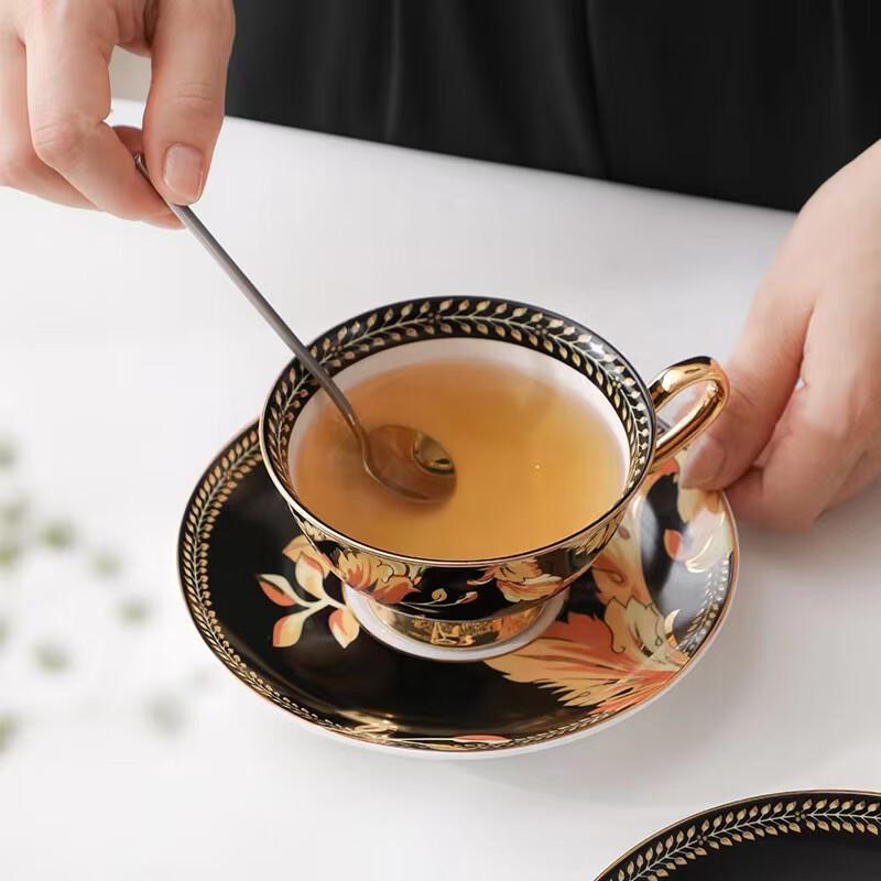 

Black Phoenix Retro Chinese Latte Cup Set