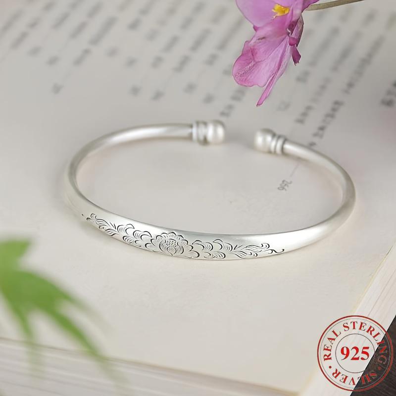 Elegant 925 Sterling Silver Double-bead Bracelet with Exquisite Floral Pattern, Adjustable Size, Made of 925 Sterling Silver