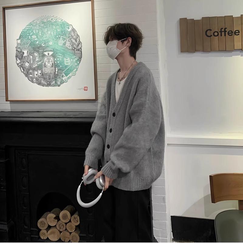 Unisex Loose-Fit V-Neck Cardigan for Teens - Autumn/Winter Knit Trend Sweater for Men and Women