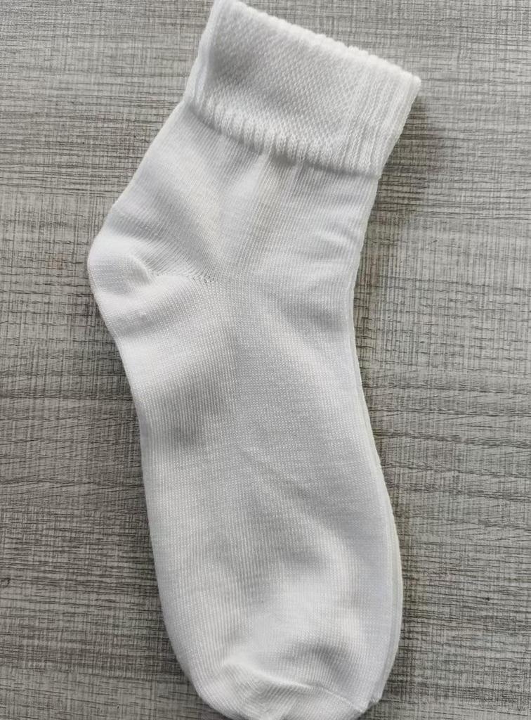Unisex Mid-Tube Sports Socks - Black, White, Gray, Soft Cotton, Simple Design