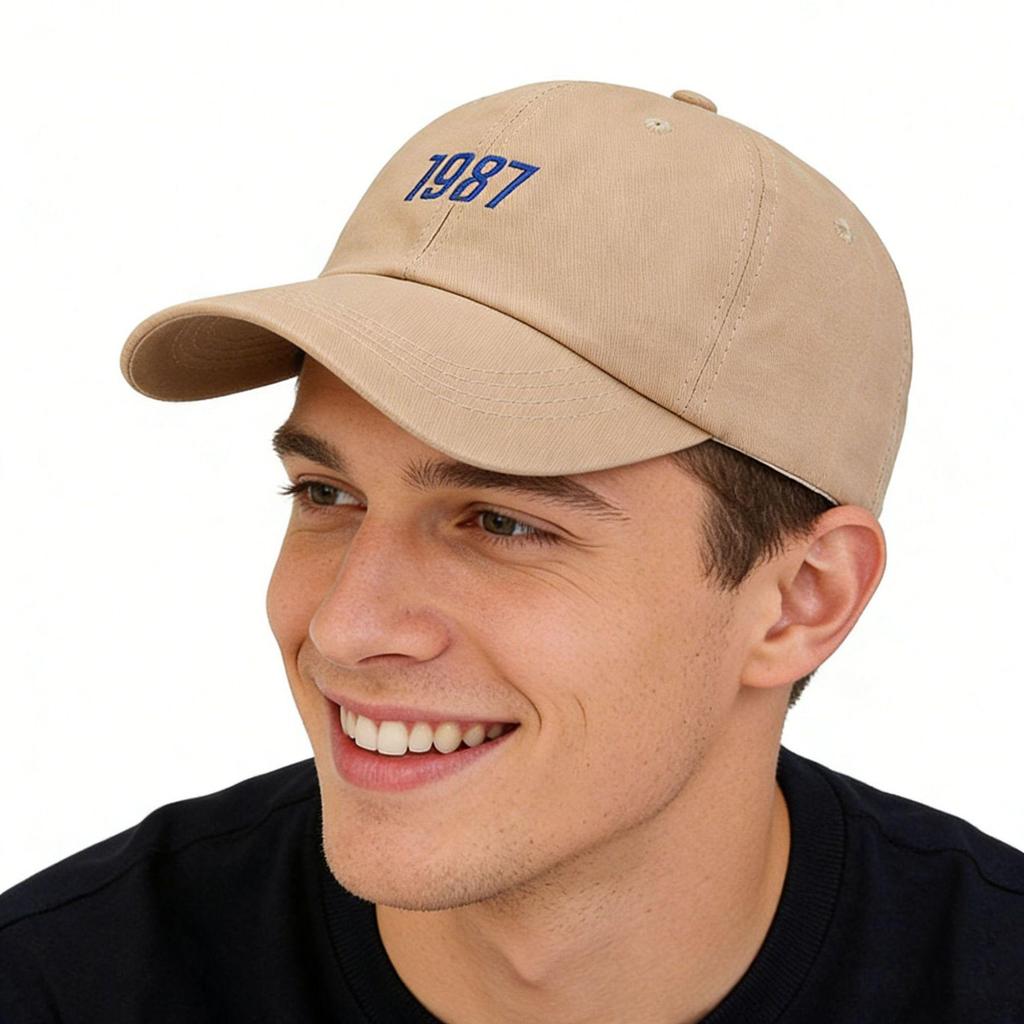 Fashion Letter Baseball Cap: Versatile Sports Hat for Women, Korean Style, Trendy Spring/Summer