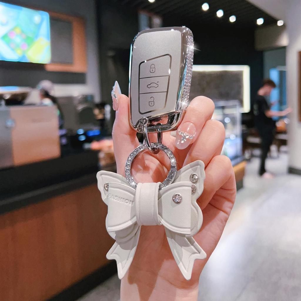 Volkswagen CC 2025 Key Case for Striking Heart and Dazzling Eye Hunter Editions