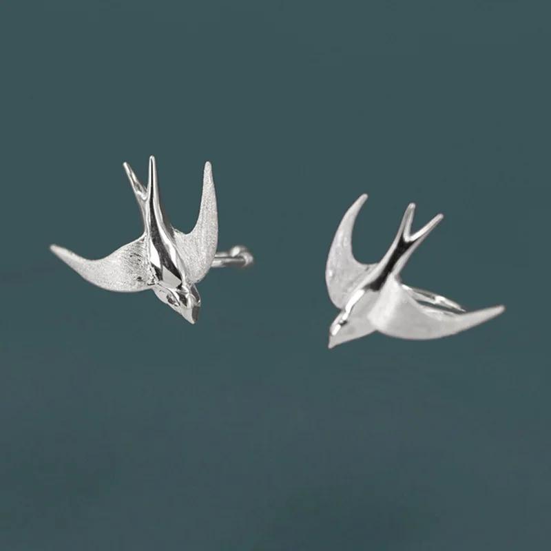 New Temperament Animals Birds Clip Earrings for Women Charm Silver Color Stainless Steel Swallow Fake Piercing Ear Cuffs Jewelry