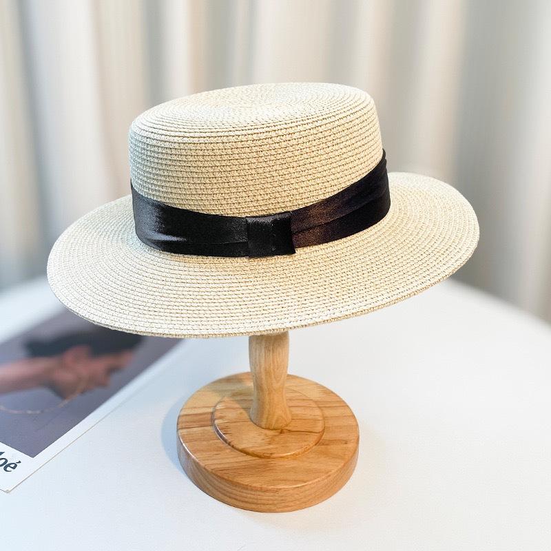 Women's High Quality Straw Woven Hat Elegant Lady Style French Flat Top Straw Hat Summer Seaside Vacation Sun Hat Fedora