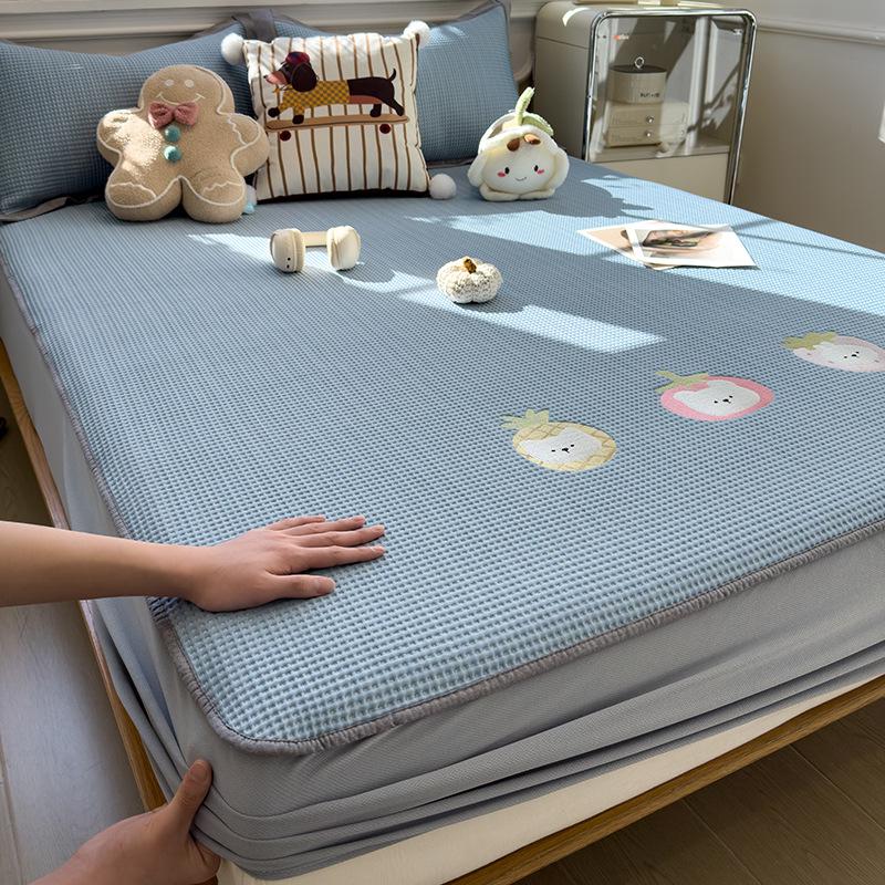 2026 Spring/Summer Ethylene Ice Bean Cooling Mat - Ice Silk Waffle Weave Bed Sheet and Pillowcase.