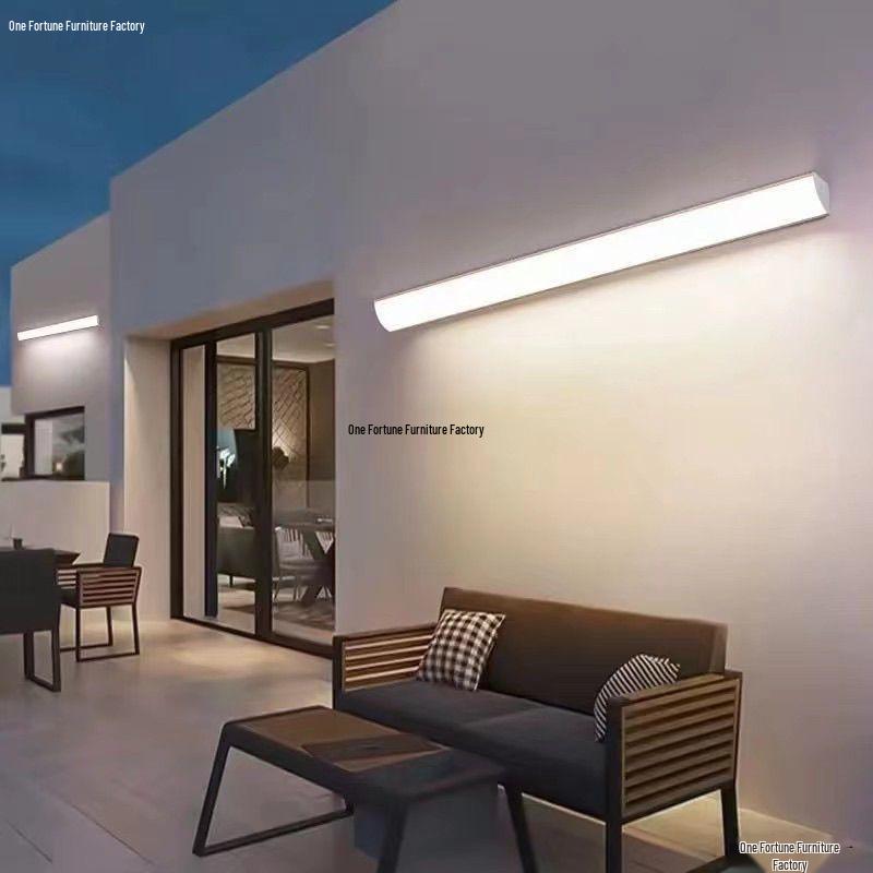 Outdoor Balcony & Entrance Wall Sconce