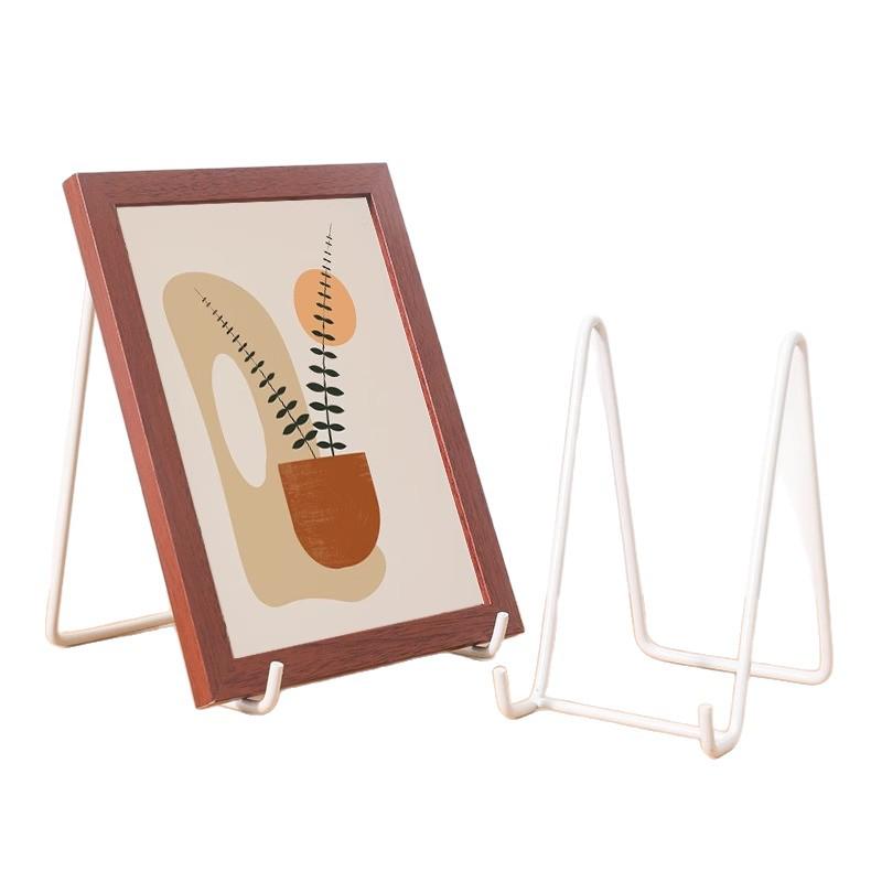 Newcomer Exclusive: Nail-Free Photo Frame Stand for Tabletop Display