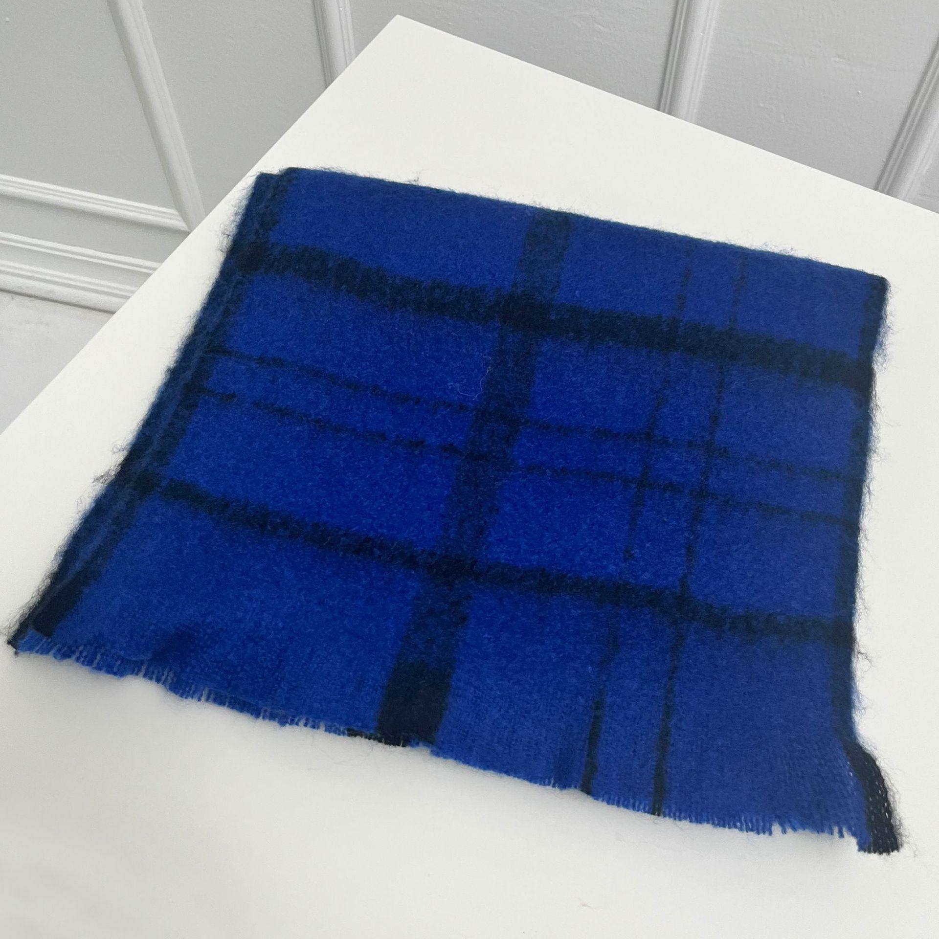 

Plaid scarf women s winter senior sense thickened warm imitation cashmere scarf shawl scarf