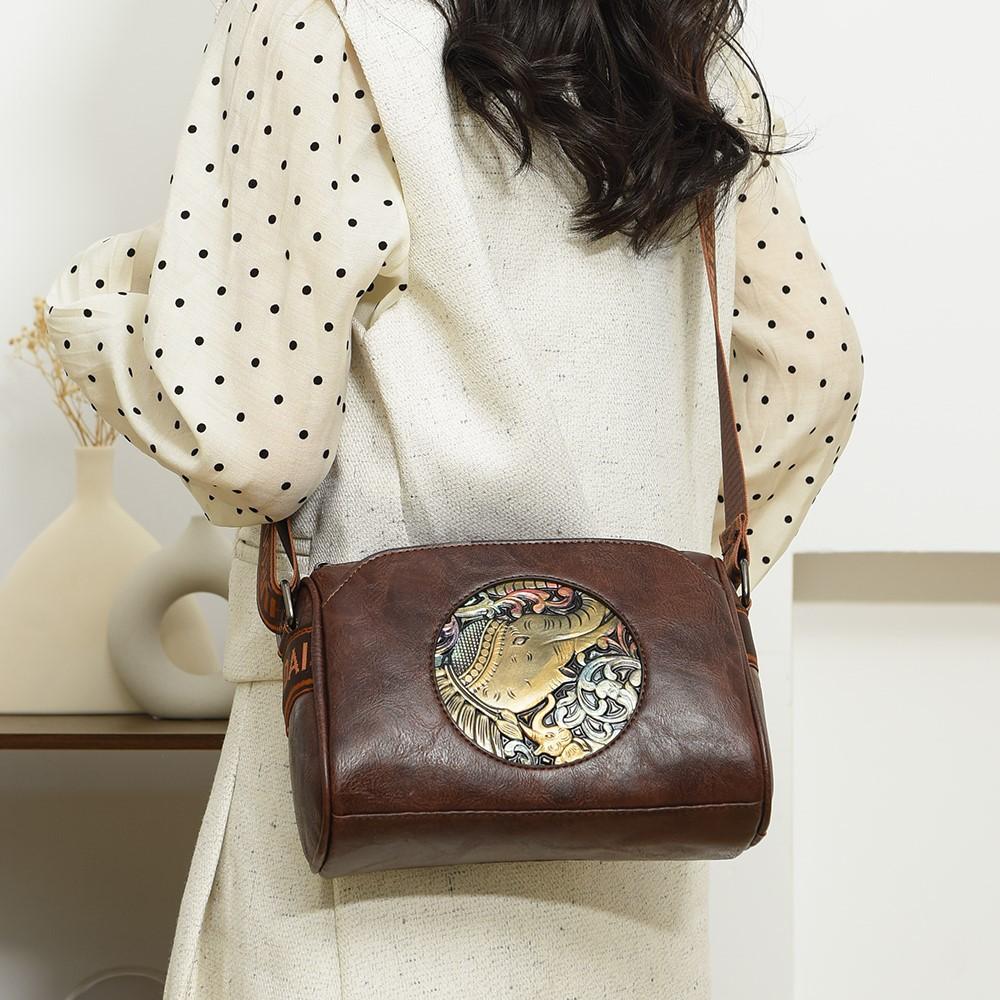 Vintage Women's Handbag Chic Crossbody Bag High-End Fashion New Arrival Stylish Travel Tote