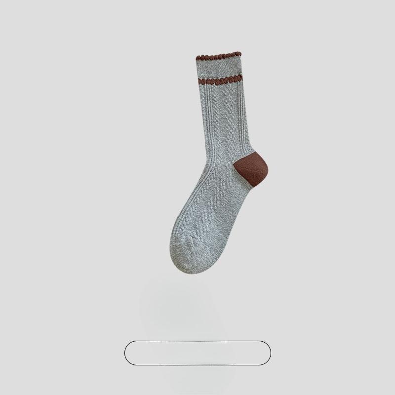 Female Spring and Autumn Lovely Dog Embroidery Boneless Drum Pile Pile Cotton Socks