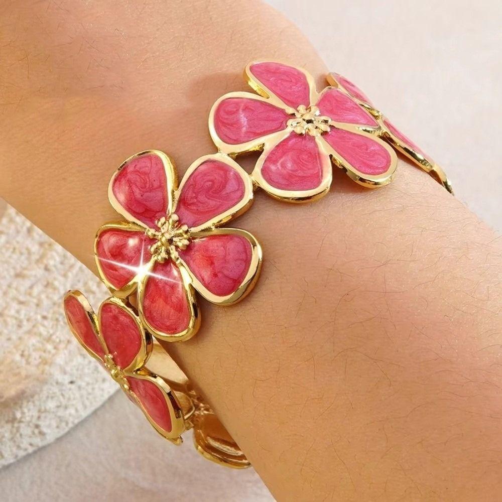 Stainless Steel Flower Bangle Opening Design Flower Opening Ladies Bangle for Women