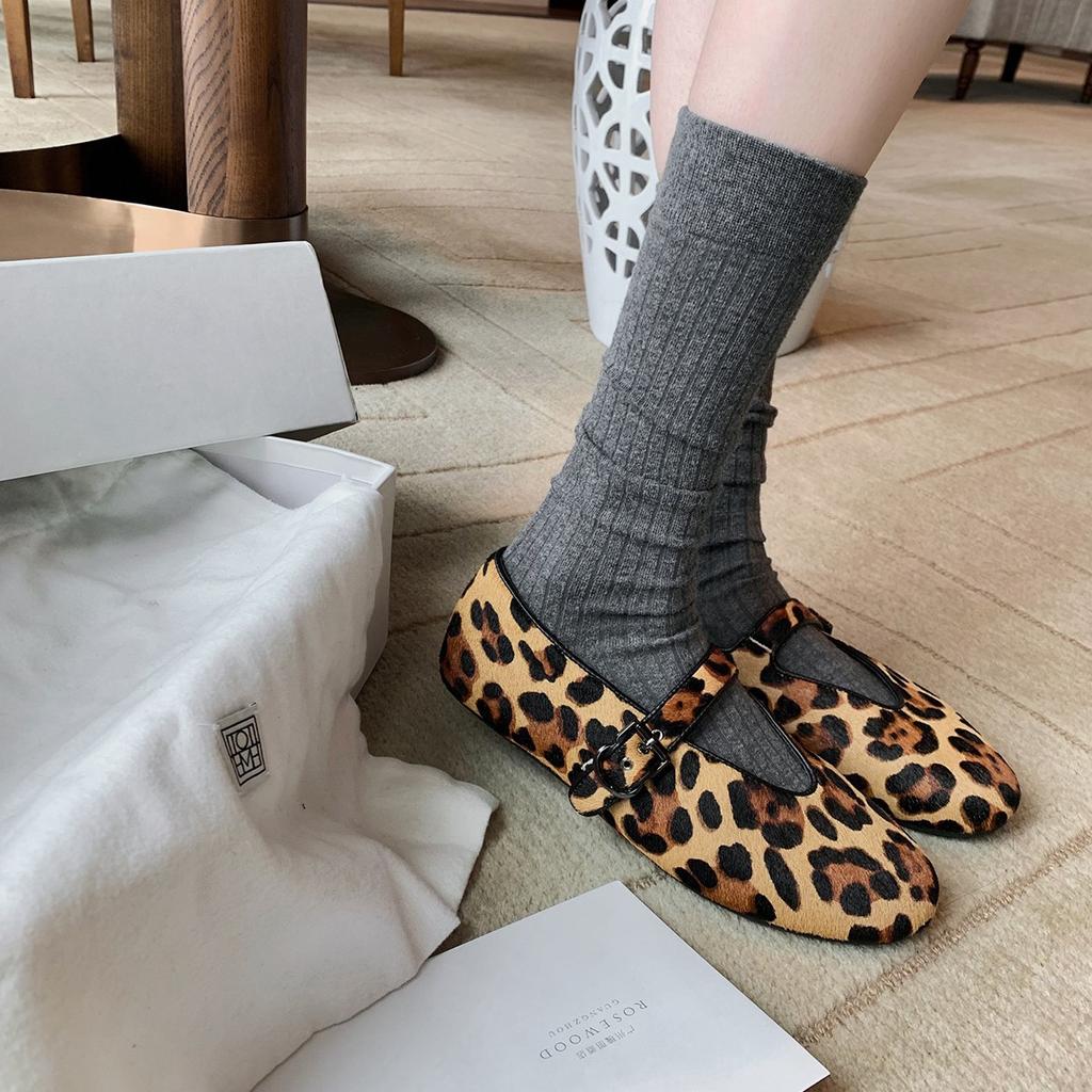 Sheepskin version of grape mother, the same round head with leopard print shoes, flat Mary Jane shoes, women's shallow mouth versatile single shoes