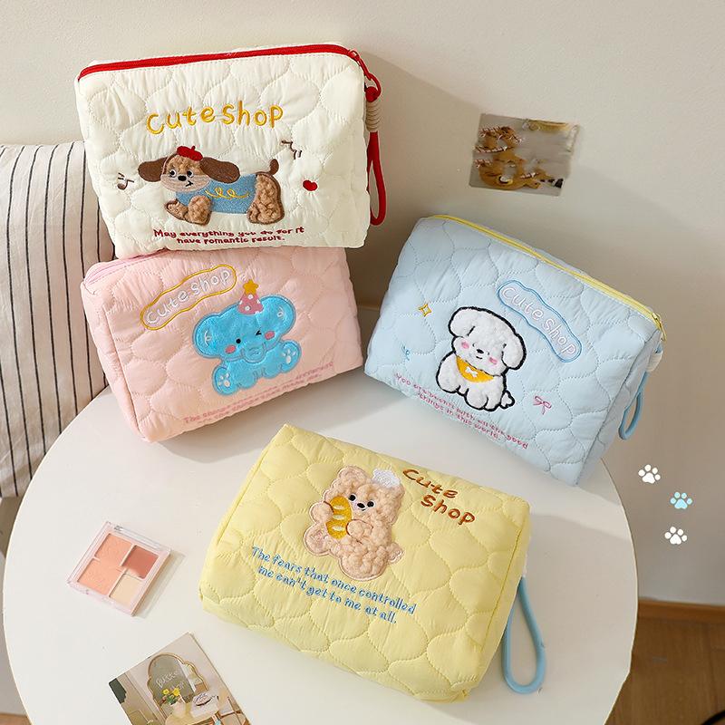 Large Capacity Makeup Bag Portable Cute Cartoon Dog Storage Bag Multi-Functional Cosmetic Bag Travel Storage Pouch For Women