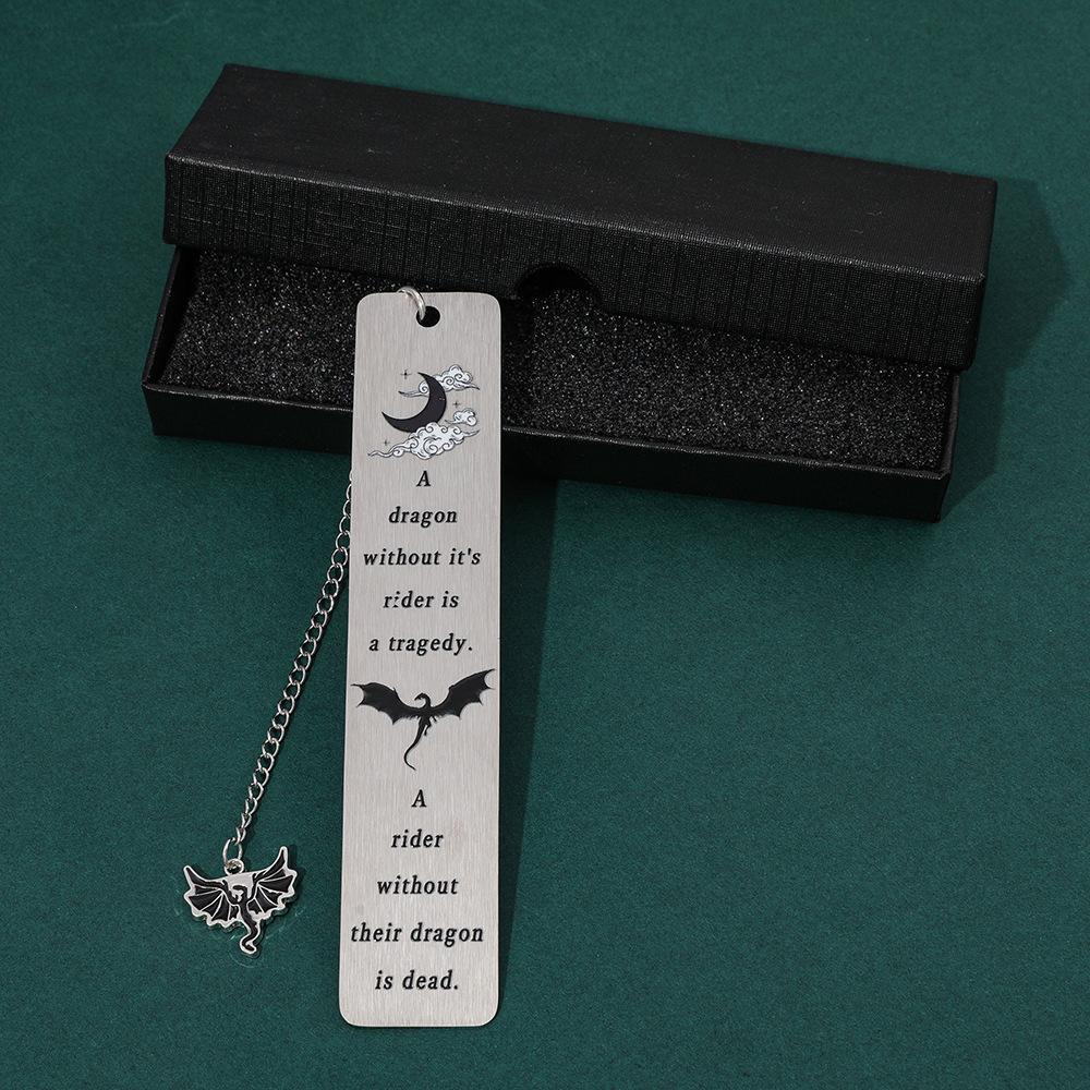 Dark Dragon and Moon Chain Bookmark with Starry Sky Print – Dragon Pendant for Reading & Decoration