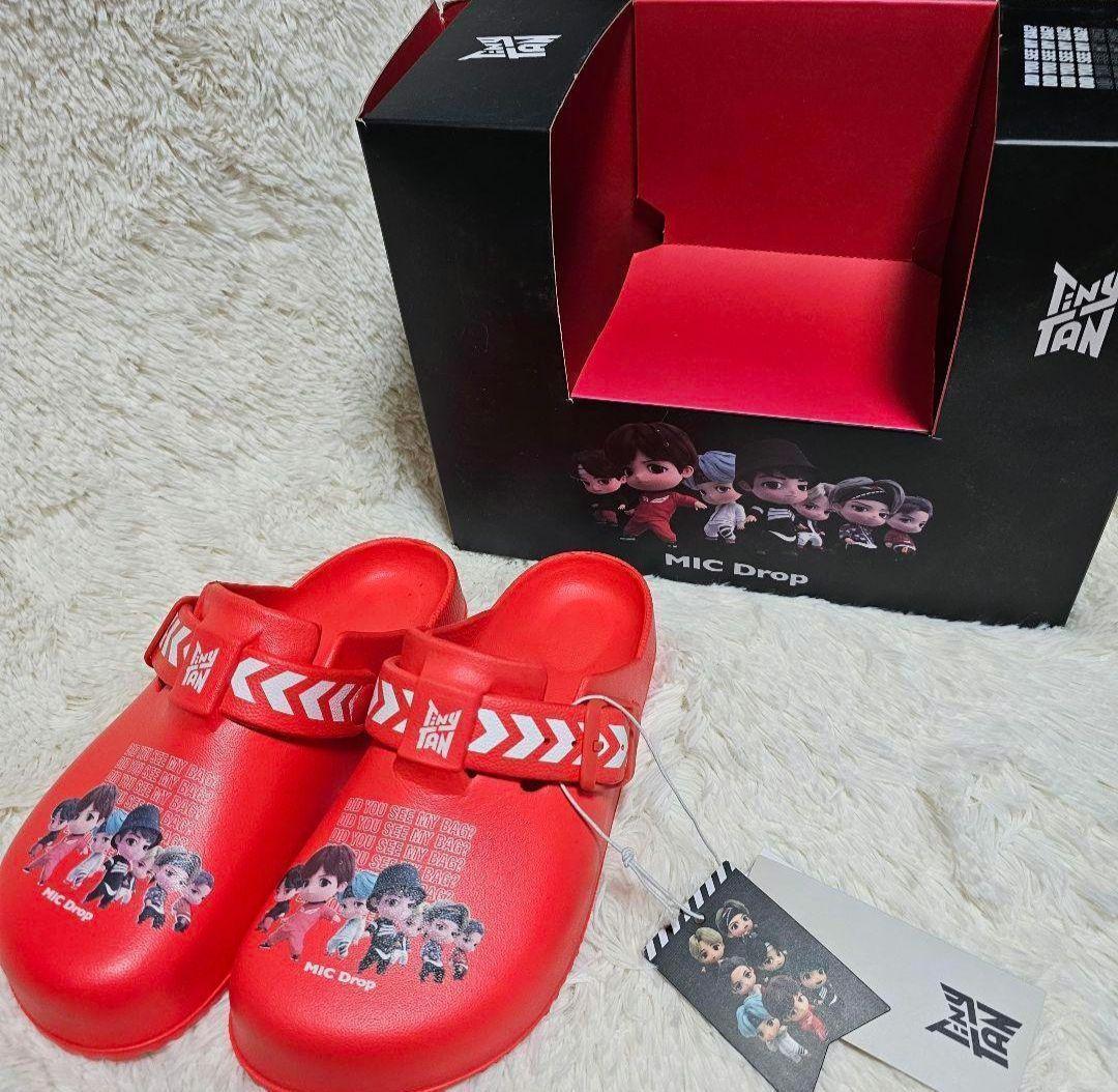 

[Б/У] Сандалии в стиле Crocs BTS Tiny Tongue