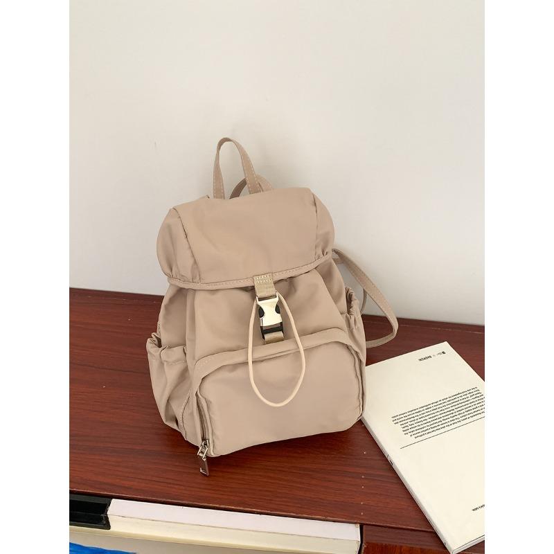 

Простой маленький рюкзак нейлон новый повседневный школьный рюкзак в стиле колледжа для ежедневных поездок