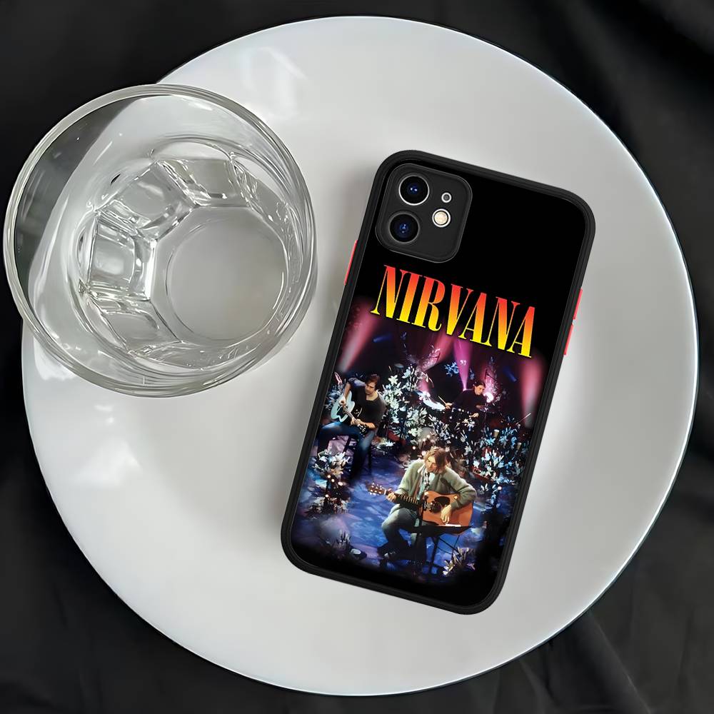 

N-Nirvanaes Rock Band For IPhone 16 15 14 11 12 13 Pro Max Plus X XS MAX Matte Soft Back Phone Cover Case iphone 14 pro