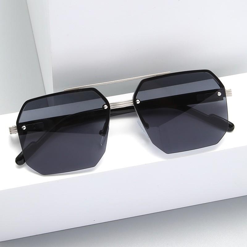 Lunettes de soleil Polygon Rectangle Mode Monture Métal Femmes Hommes Grandes Lunettes de Soleil Carrées pour Femme Homme Dégradé Voyage Oculos