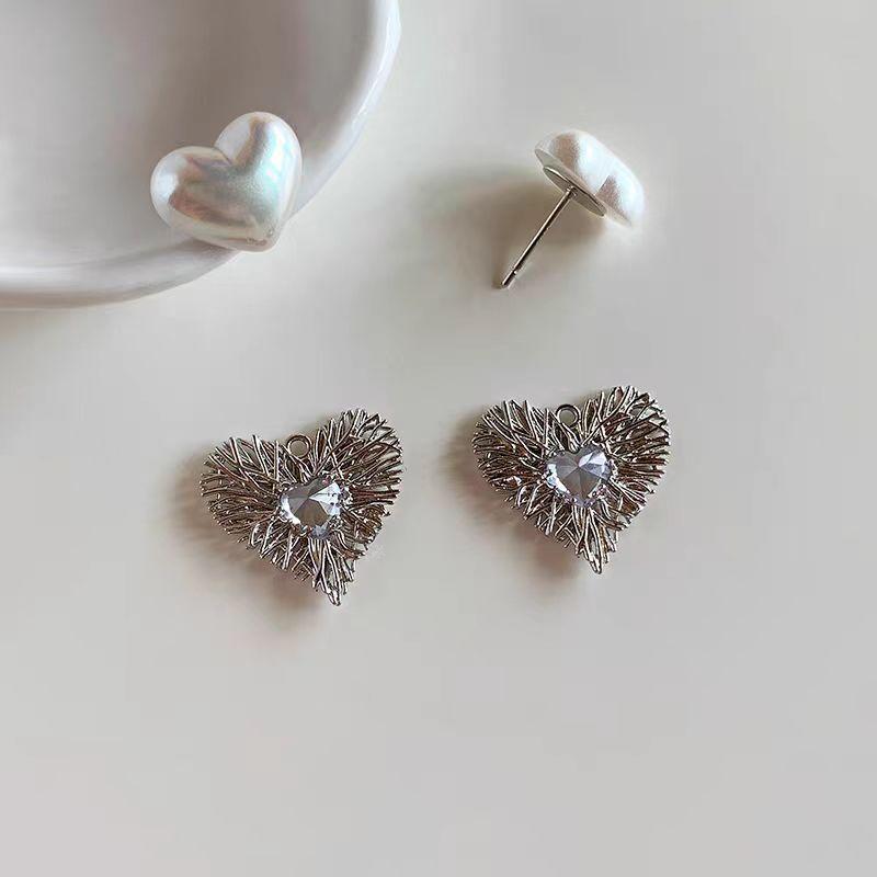 Metal Wing Heart Imitation Pearl Geometry Stud Earrings For Women Jewelry Simple Wedding Christmas Girl Gift Jewelry