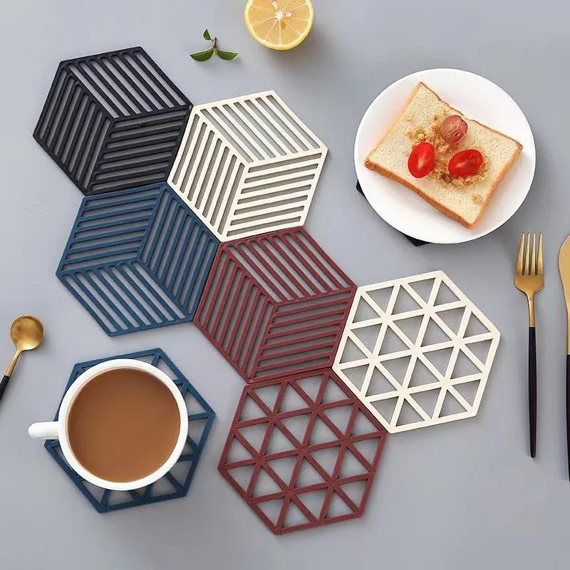 Geometric Hollow Silicone Trivet Heat Resistant Coaster Non-Slip Hot Pot Pad for Kitchen Dining Table Cookware Protection