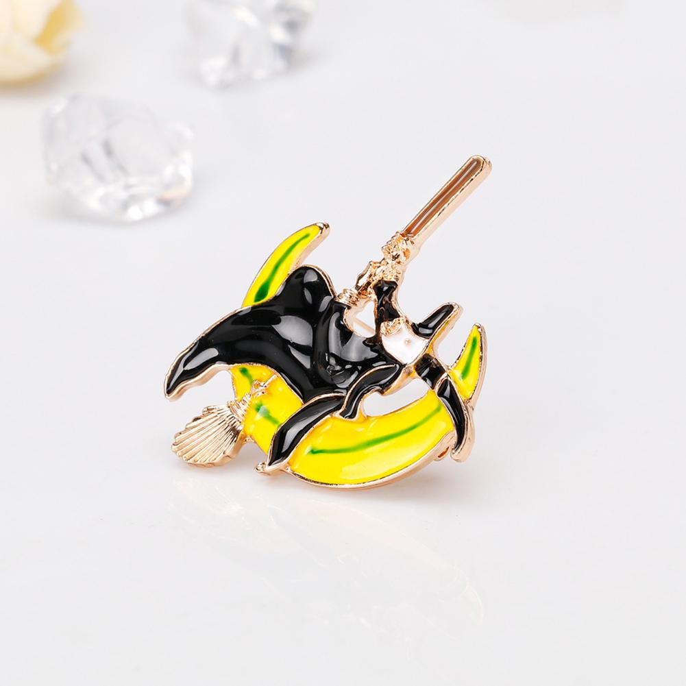 Women Fashion Unique Halloween Witch Brooch Lovely Exquisite Alloy Breastpin