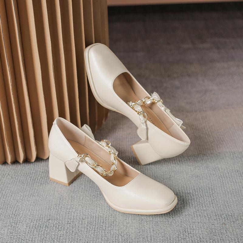 Retro bag head leather shoes 2025 summer new high-heeled thick-heeled lacquered simulated leather chain bow Mary Jane shoes