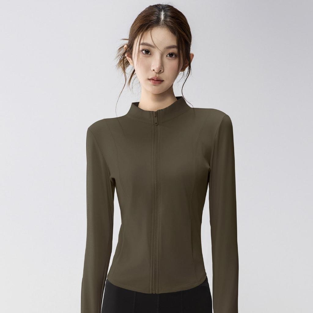 Full-Zip Yoga Suit with Pockets: Slimming Long Sleeve Top for Running & Fitness