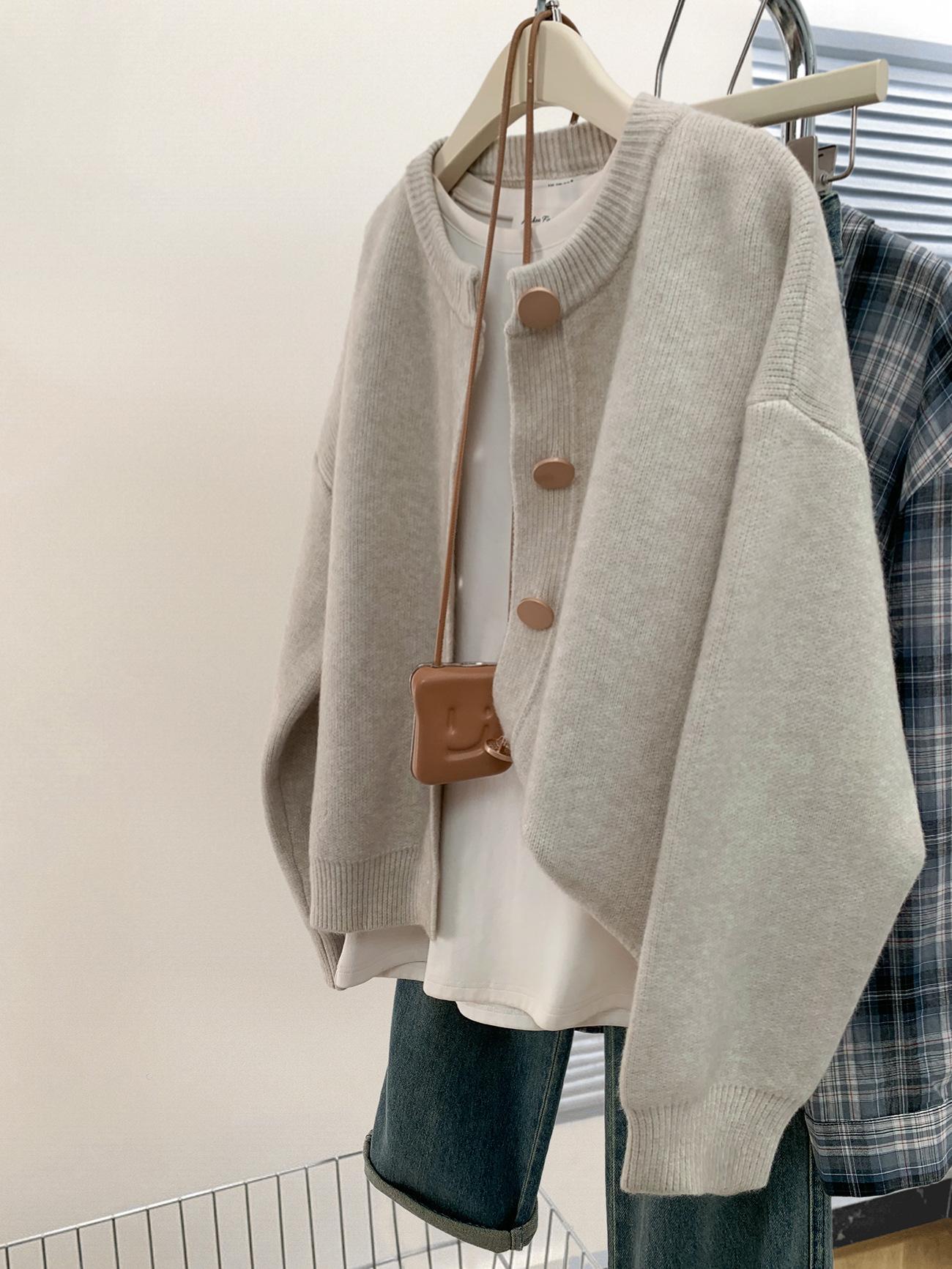 

Trendy knitted cardigan women s spring and autumn new soft waxy single-breasted small sweater jacket versatile top L бежевий