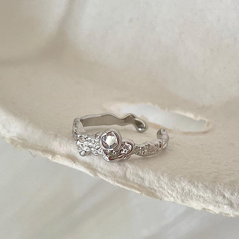 Index Finger Ring Female Design Niche High Sense Light Luxury Exquisite Unique Cold Wind Stacking Wearing Ring Tide